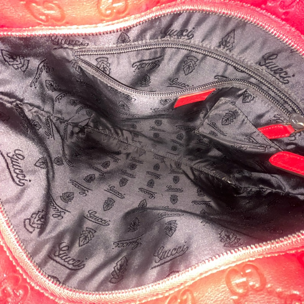 Gucci Red Embossed Leather Crossbody Bag - Picture 2 of 5